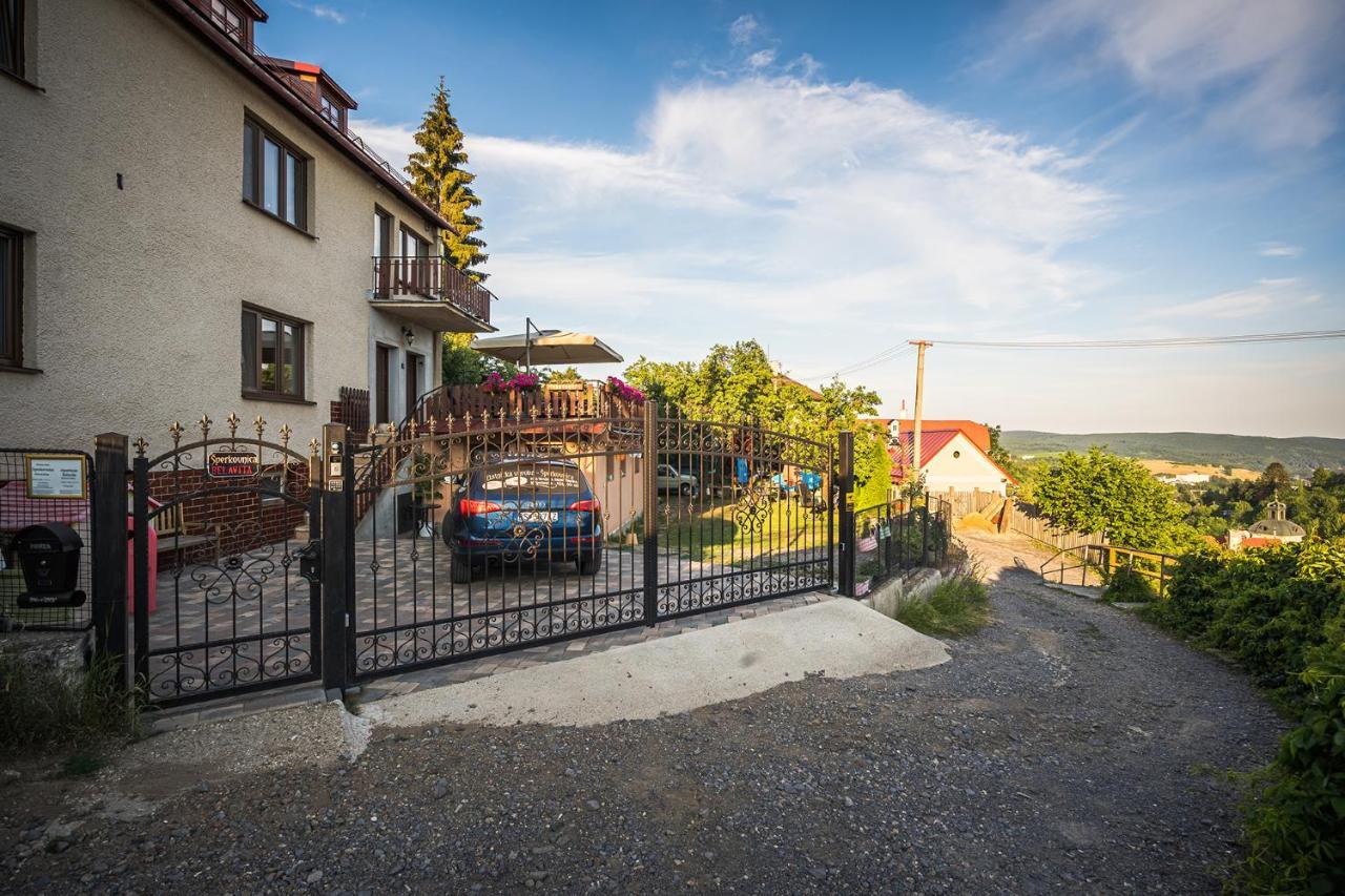 Apartman Belavita Banska Stiavnica Bagian luar foto